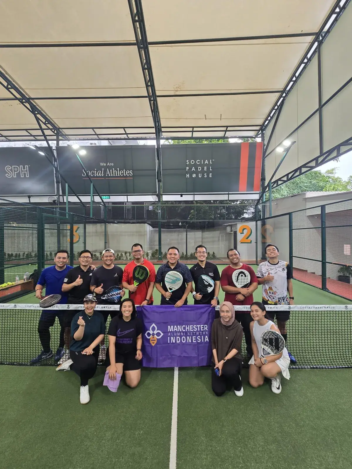 IAMCR alumni playing padel